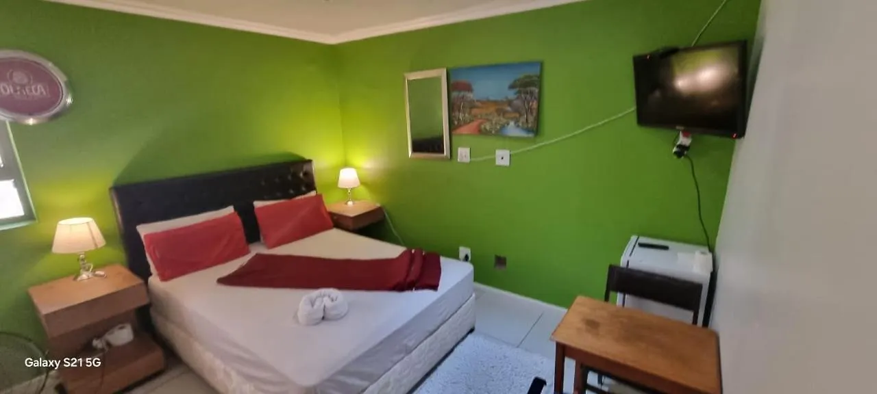 Neo & Ruks Goodwood Rooms Guest house